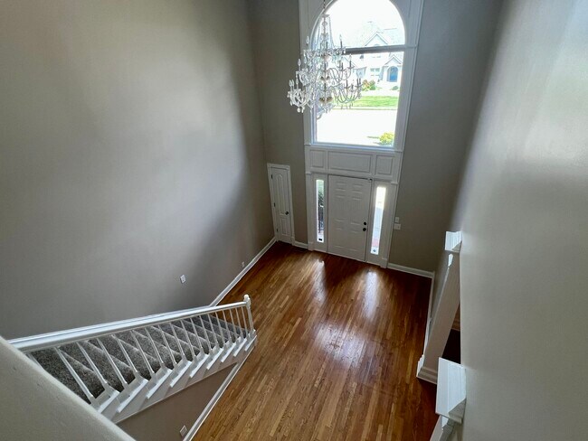Building Photo - 2903 St Johns Dr