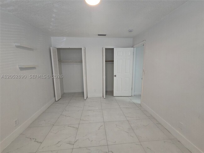 Building Photo - 5307 NW 23rd St