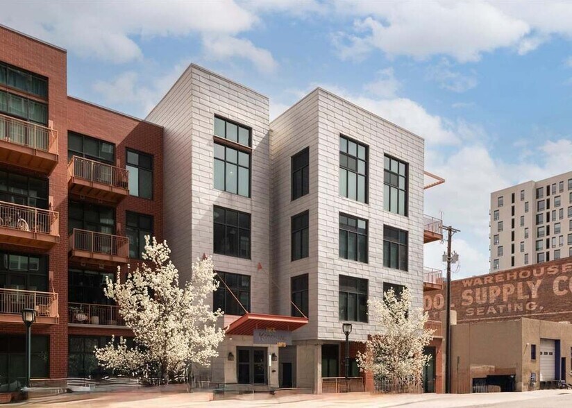 Building Photo - 3100 Huron St