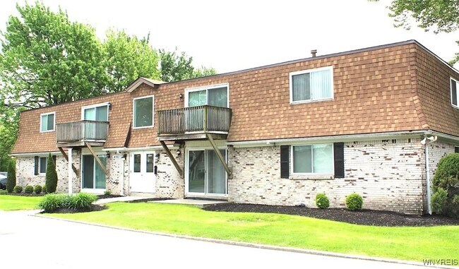 Primary Photo - 4345 Chestnut Ridge Rd