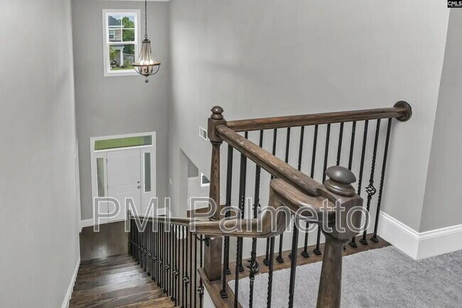 Building Photo - 2019 Ludlow Pl