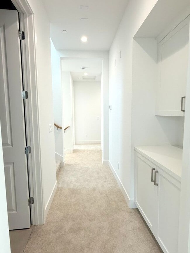 Building Photo - Newly Built ! Be The First To Live Here ! Modern Detached Home In New City Village !