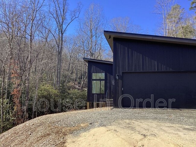 Building Photo - 170 Mountain Laurel Ln