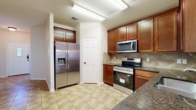 Building Photo - REMODELED BEAUTY WAITING FOR YOU BY FORT H...