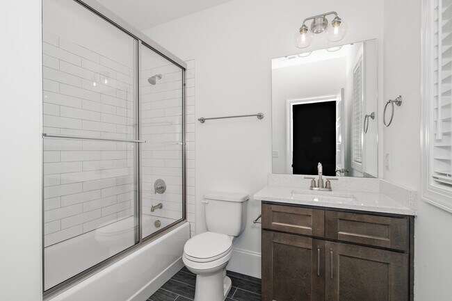 Building Photo - 3809 Burt Dr