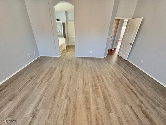 Building Photo - 2276 Chestnut Ranch Ave