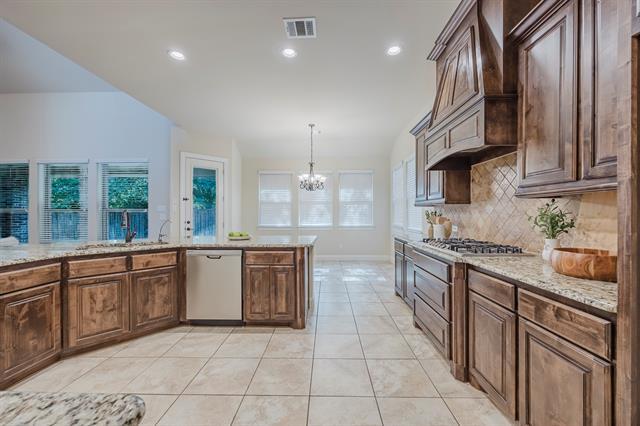 Building Photo - 6913 Chisholm Trail
