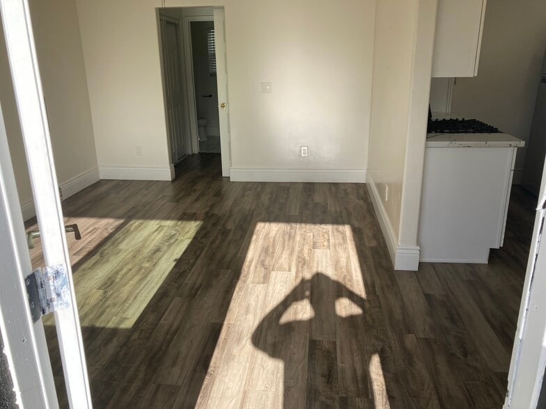 Building Photo - 4701 16th Ave