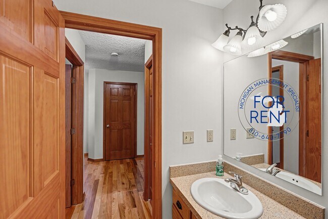 Building Photo - 3175 Rotterdam Dr