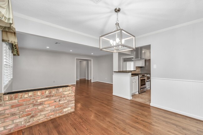 Building Photo - 4611 Merwin St