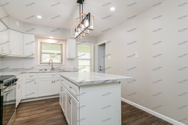 Building Photo - 8898 Boyce Pl