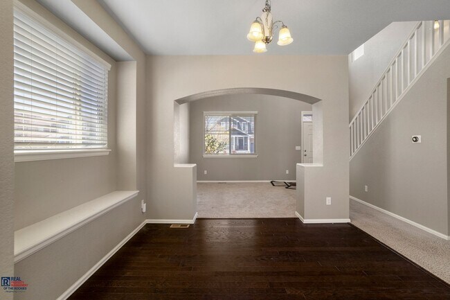 Building Photo - Spacious 3-Bedroom Home in South Fort Coll...