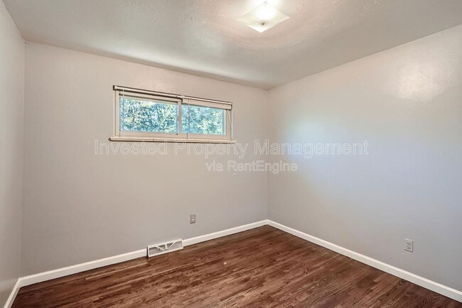 Building Photo - 1060 S Decatur St