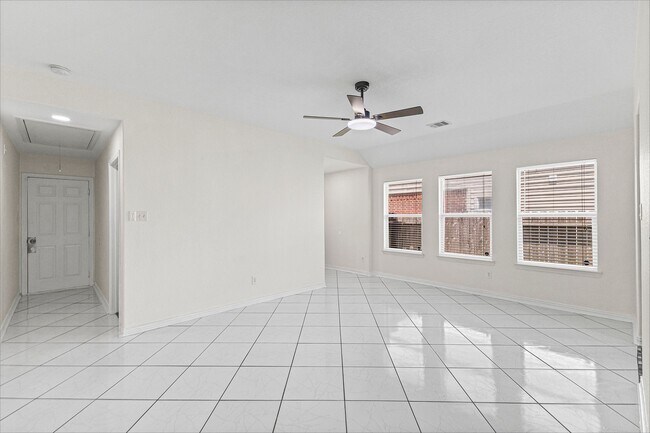 Building Photo - 9006 Wildbird Ln