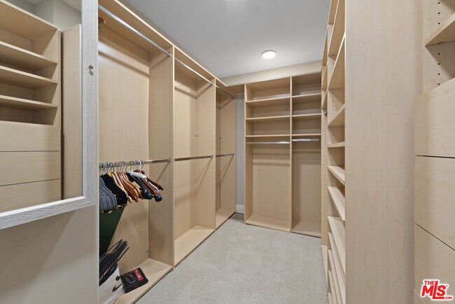 Building Photo - 1152 Hartzell St