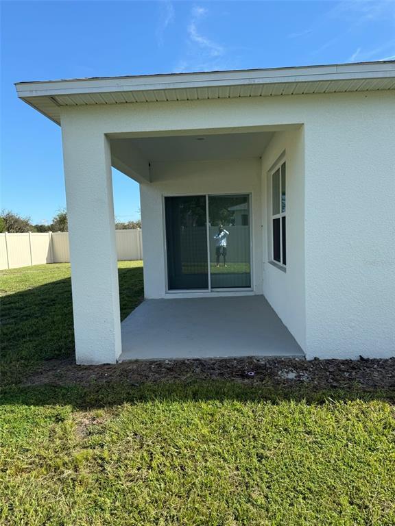 Building Photo - 861 Ambleside Dr