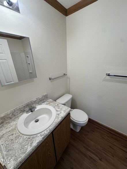 Building Photo - 3605 Helix Ct