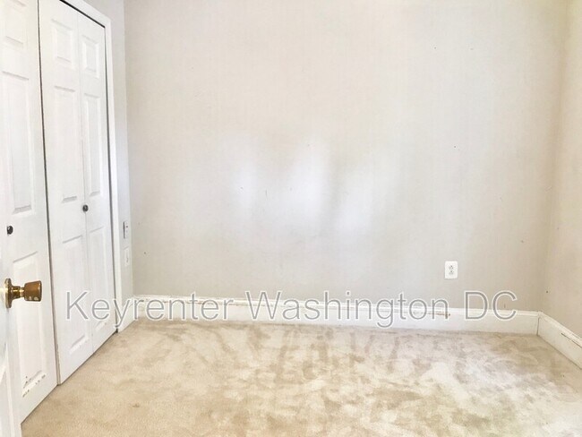 Building Photo - 1700 West Virginia Ave NE
