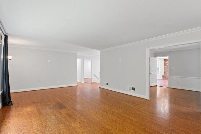 Building Photo - 7732 Canal Ct