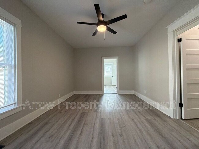 Building Photo - 130 N 27th St