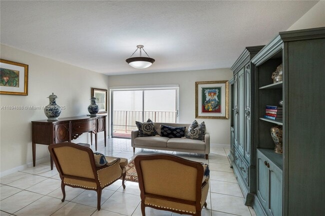 Building Photo - 7725 SW 86th St