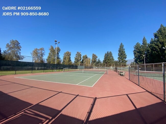 Building Photo - Price Lowered! La Verne 2 Bedroom Condo