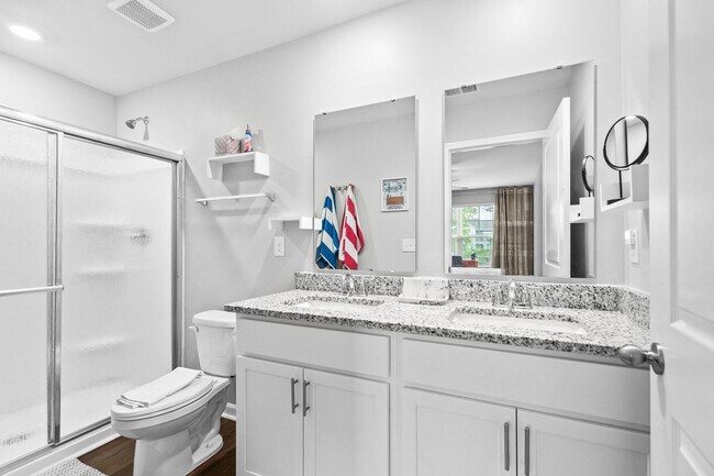 Building Photo - 332 Bayou Loop