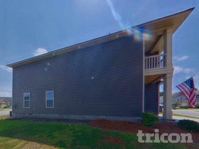 Building Photo - 108 Dalston Rd