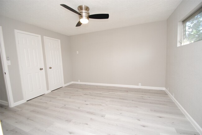 Building Photo - 2515 Yoakum Blvd