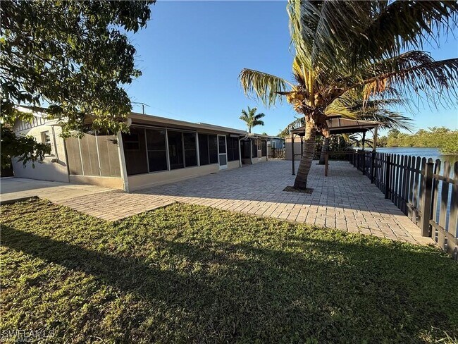 Building Photo - 141 Schneider Dr
