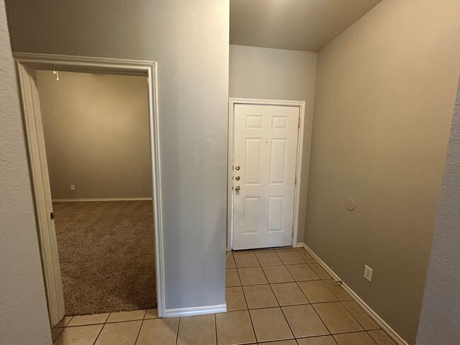 Building Photo - 3141-3145 Buckskin