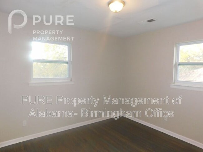 Building Photo - 2028 Progress St