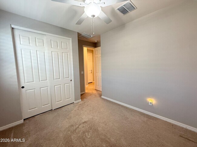 Building Photo - 15170 W Pierce St