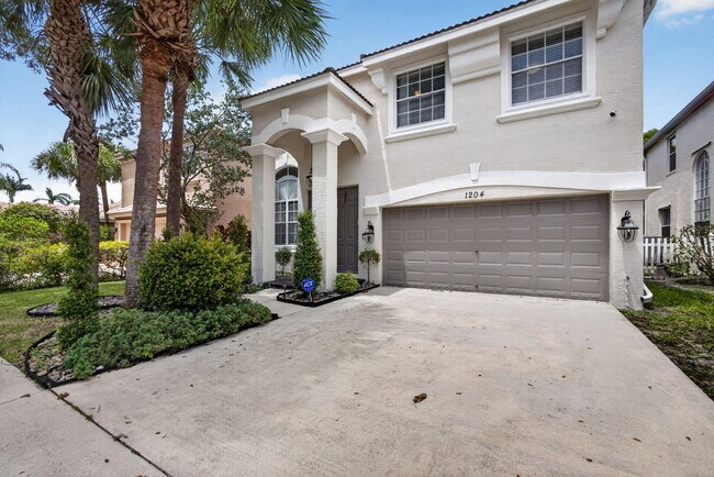 Building Photo - 1204 Oakwater Dr