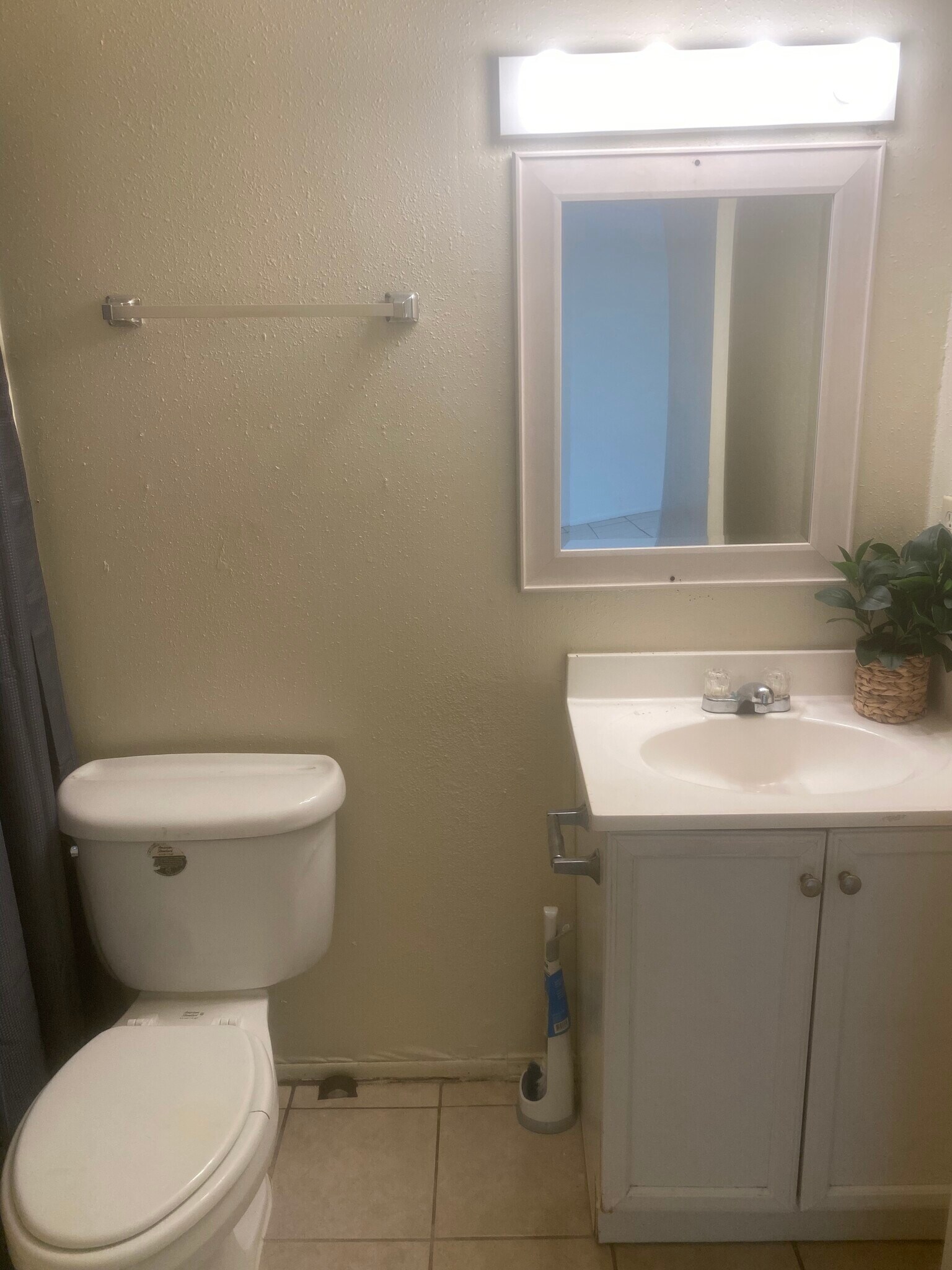 Building Photo - 8327 Ned Ave