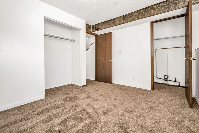 Building Photo - Charming Townhome in Beautiful Rangely, CO