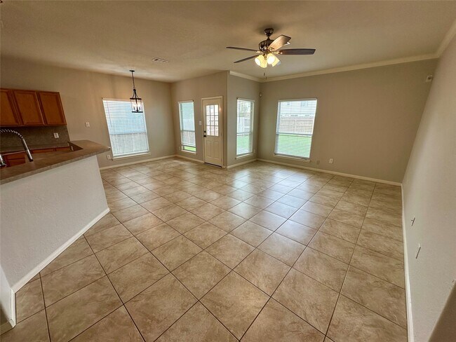 Building Photo - 1039 N Teal Estates Cir