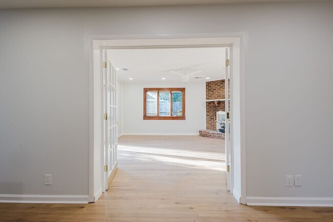 Building Photo - Completely Renovated House in the Holiday Hills Subdivision   251125