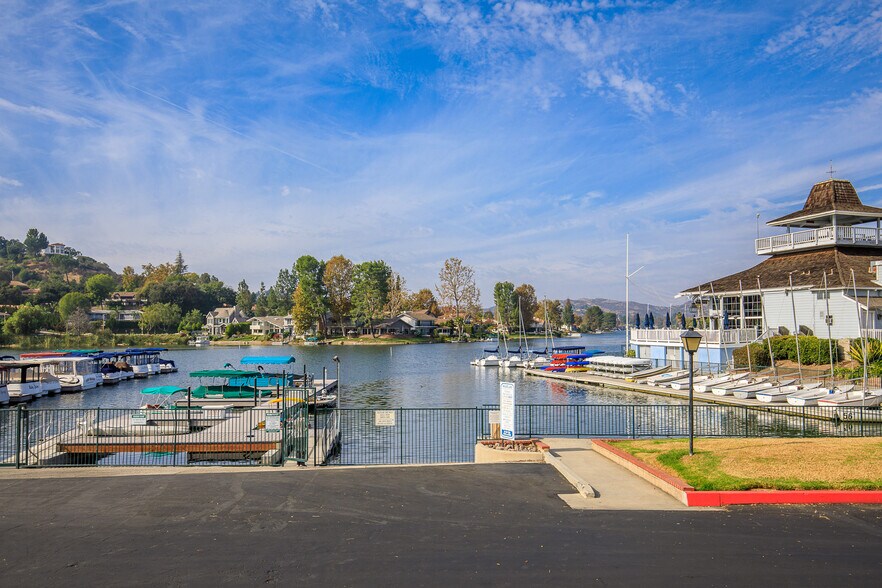 Primary Photo - 3709 Summershore Ln