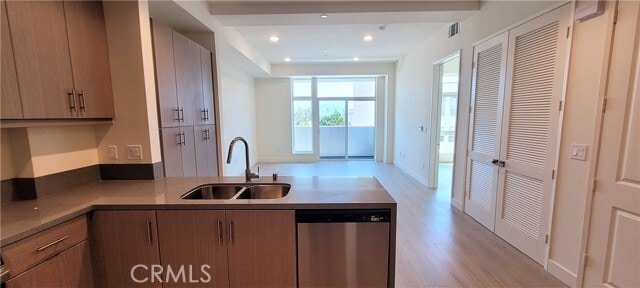 Building Photo - 168 S Monterey St