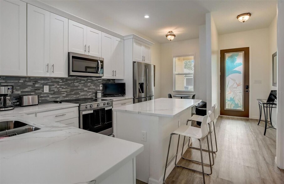 Building Photo - 3106 E Frierson Ave
