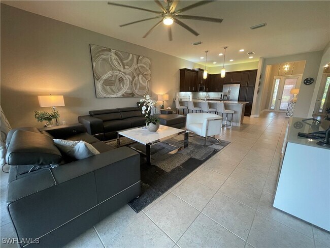 Building Photo - 13548 Coronado Dr