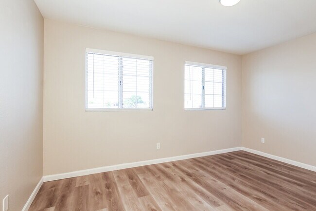 Building Photo - 6782 W Tina Ln
