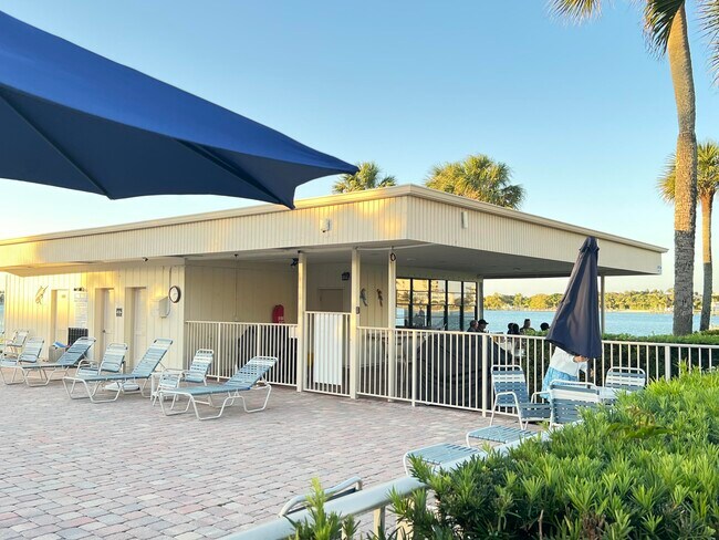Building Photo - 100 Intracoastal Pl