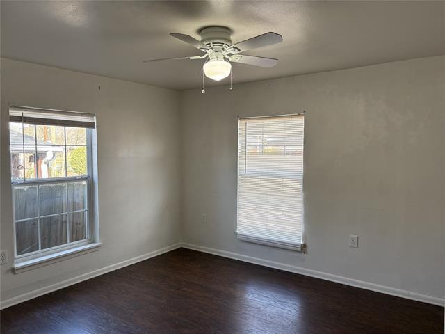 Building Photo - 102 W Elm St