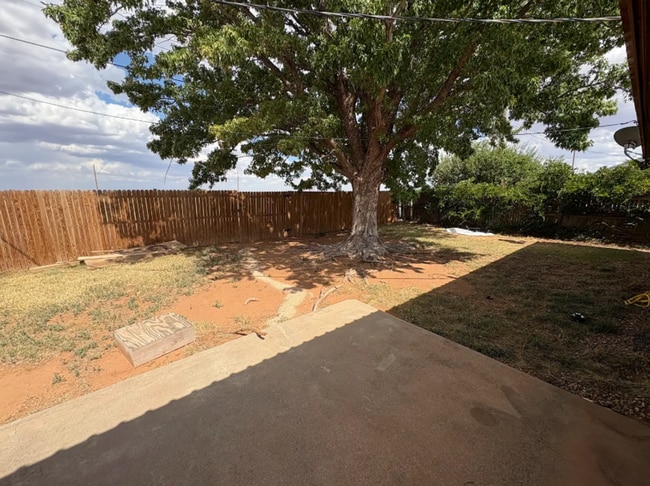 Building Photo - 312 Woodson Way
