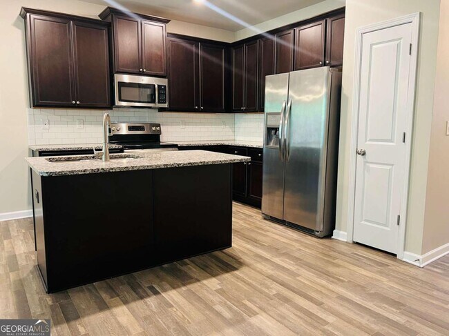 Building Photo - 4957 Elm Brook Dr