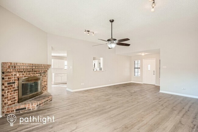 Building Photo - 2525 Brushwood Ln