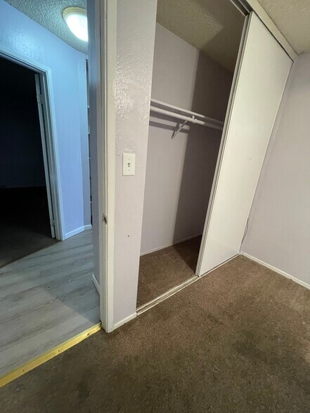 closet in bedroom - 1271 Parkway Dr