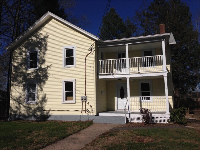 Building Photo - 20 Hough St
